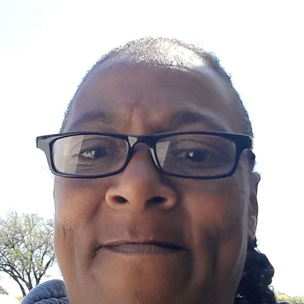 Meet your Posher, Katrina